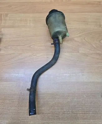 Volvo S60 Power steering fluid tank/reservoir 6G913R700BC