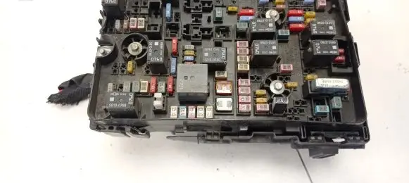 Chrysler Pacifica Fuse box set 63565387