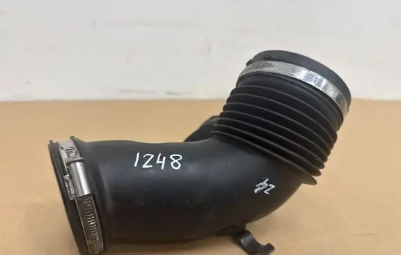 BMW Z4 E85 E86 Air intake duct part 7541704