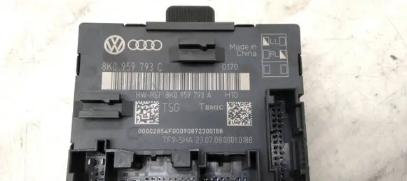 Audi A4 S4 B8 8K Door control unit/module 8K0959793C 8K0959793A