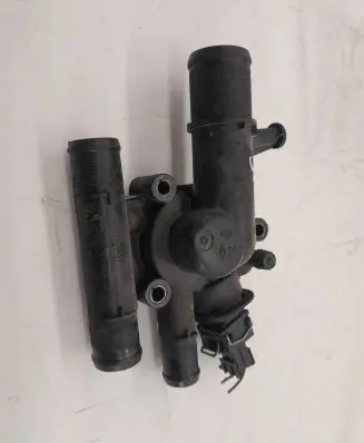 Renault Scenic II - Grand scenic II Thermostat housing 