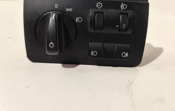 BMW X5 E53 Light switch 8372204 037045050 015037