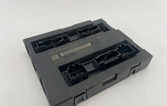 Audi A6 S6 C7 4G Comfort/convenience module 4H0907064GP 5DK01056517
