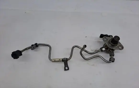 Land Rover Range Rover Velar Fuel pump relay H4P39D376AB