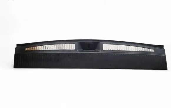 Chevrolet Suburban Trunk/boot sill cover protection 22886552