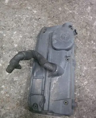 Mercedes-Benz Vito Viano W638 Rocker cam cover A6110161524