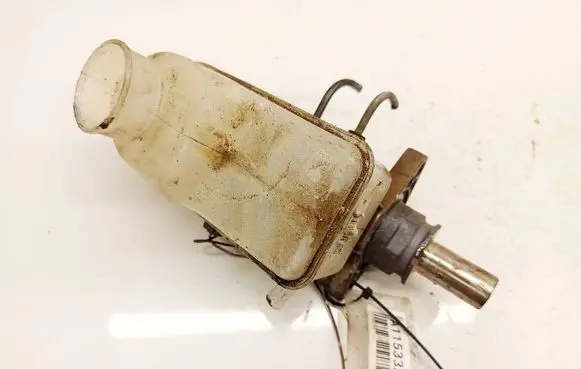 Toyota Yaris Master brake cylinder