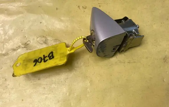 Mercedes-Benz B W245 Ignition key/card A1698902067