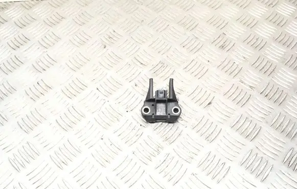 Lexus IS 220D-250-350 Airbag deployment crash/impact sensor 8917353040 501679 300107