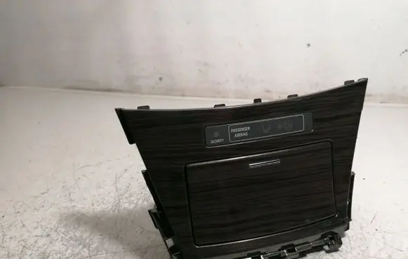 Toyota Avensis T270 Car ashtray 5880405190