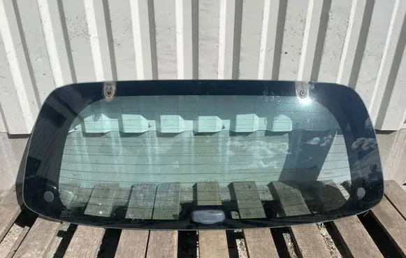 Hyundai Santa Fe Rear windscreen/windshield window 