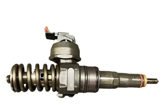 Volkswagen Golf V Fuel injector 038130073BL