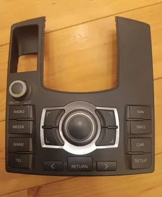 Head unit multimedia control