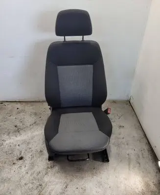 Opel Zafira B Front passenger seat 