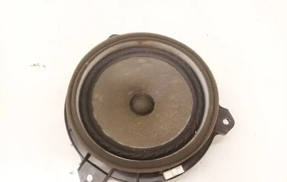 Toyota RAV 4 (XA30) Front door speaker 861602B580