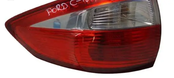 Ford C-MAX II Rear/tail lights