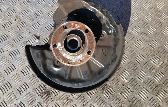 Volkswagen Golf VII Rear wheel hub 5Q0505436