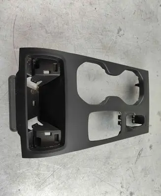 Other center console (tunnel) element