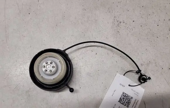 Honda CR-V Fuel tank filler cap
