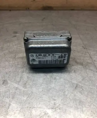 Mercedes-Benz C W203 ESP acceleration yaw rate sensor A0035423918 CD73L17K2E 10098515134