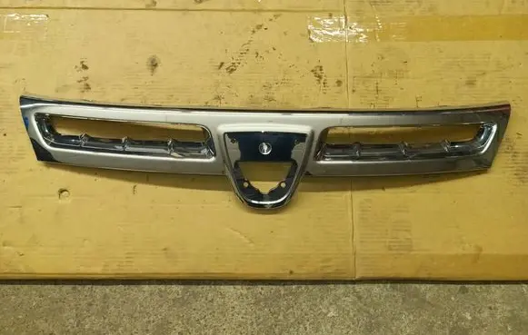 Dacia Duster Front grill 620780003R
