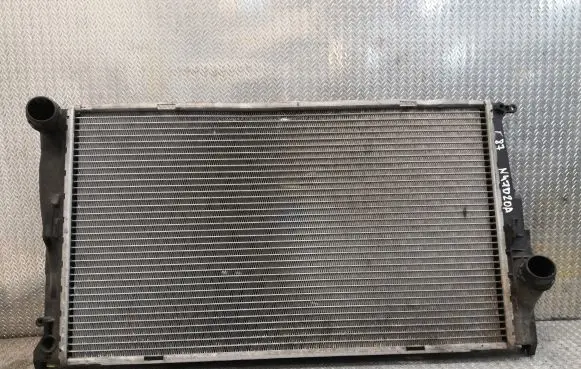 BMW 1 E81 E87 Coolant radiator 7788903