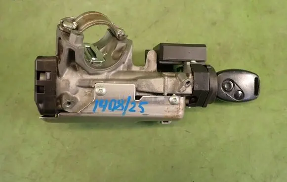 Honda Civic Ignition lock 39730-SMG-G010-M1