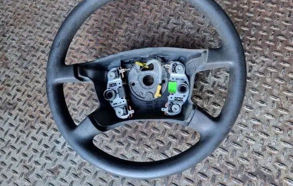 Skoda Fabia Mk1 (6Y) Steering wheel 6Y0419091E