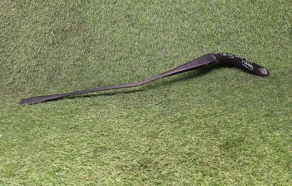 BMW 3 F30 F35 F31 Front wiper blade arm 7260474 6161726047404