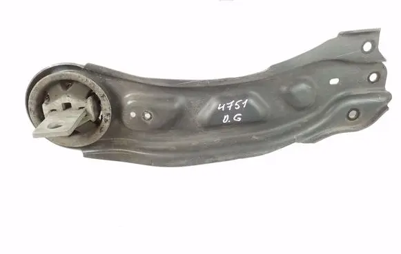 Infiniti Q30 Rear control arm A2463500506