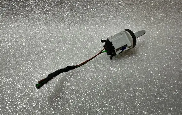 Audi A6 S6 C6 4F Interior temperature sensor 1K0907543A