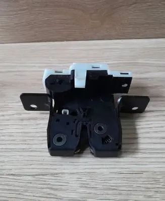 Renault Megane II Tailgate/trunk/boot lock/catch/latch 8200076240D