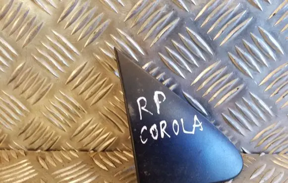 Toyota Corolla E140 E150 Fender end trim 6011712030