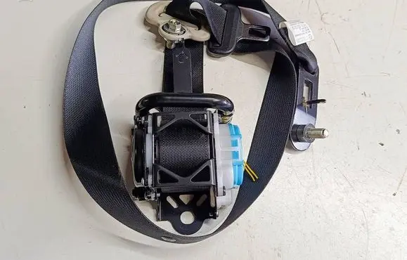 Mazda CX-5 Front seatbelt TKAH2EH941U4 TKAH2EH941 0589P10000146
