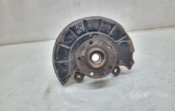 Skoda Octavia Mk2 (1Z) Front wheel hub spindle knuckle 1K0615311F