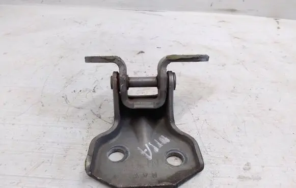 Subaru Forester SF Front door lower hinge 