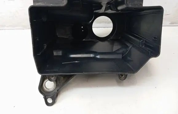 Mercedes-Benz E W213 Fuse box cover A2135400124