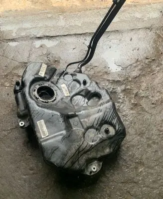 Audi A4 S4 B9 Fuel tank 