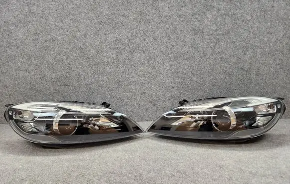 Volvo V40 Headlights/headlamps set 31420007SCZ 31420008