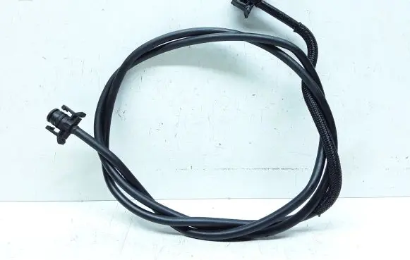 Volvo S60 Engine coolant pipe/hose 31338873