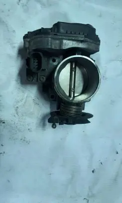 Audi A4 S4 B5 8D Throttle valve 058133063C