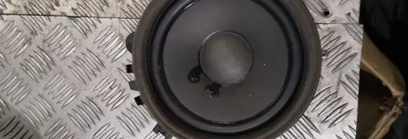 Volvo V70 Front door speaker 30657445
