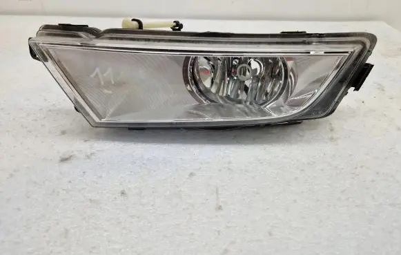 Skoda Octavia Mk3 (5E) Front fog light 5E0941699D