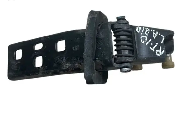 Renault Trafic III (X82) Sliding door middle roller runner 777645238R