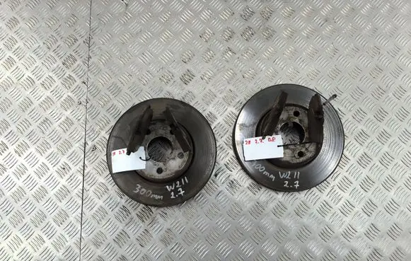 Mercedes-Benz E W211 Front brake disc 