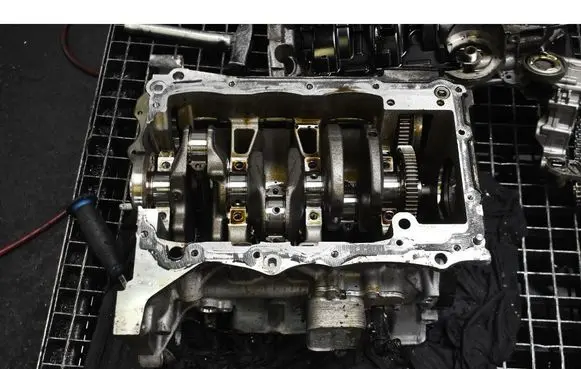 Opel Crossland X Engine block 10Z1AB