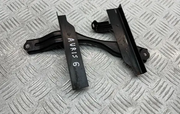 Toyota Auris 150 Battery bracket 7440402120