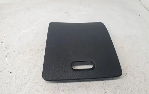 Toyota Avensis T250 Fuse box cover 5554005010