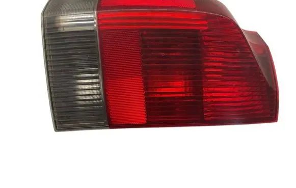 Volvo V70 Rear/tail lights 9154497 9154501
