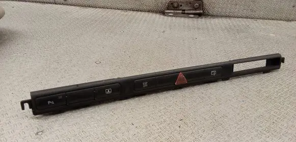 Audi A8 S8 D3 4E Hazard light switch 4E1927137E